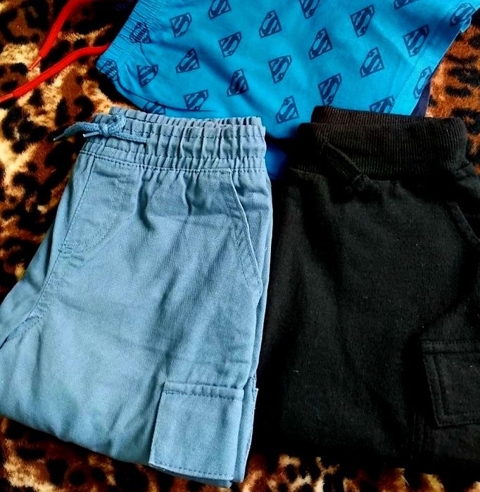 Tricouri +pantaloni scurți baiat 7  ani