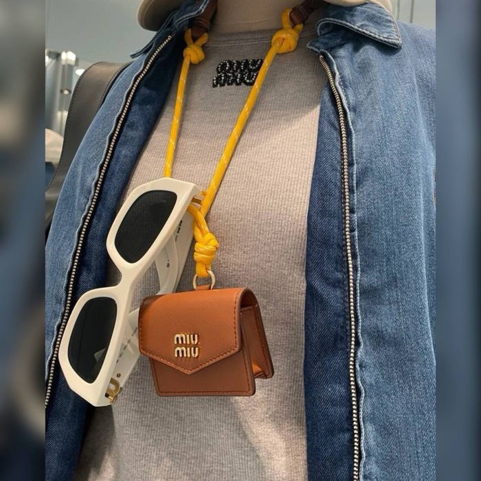 Колиета dior gucci balenciaga miu