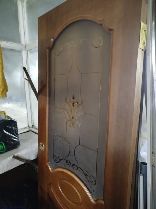 Отдам 3 двери межкомнатные 80*200