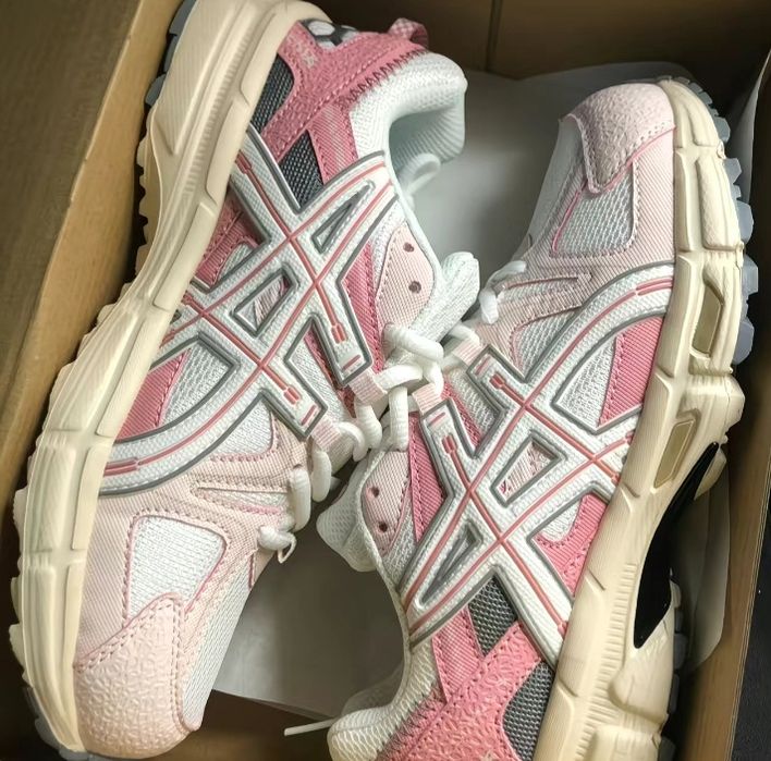 Кроссовки asics Kohana8 Розовые