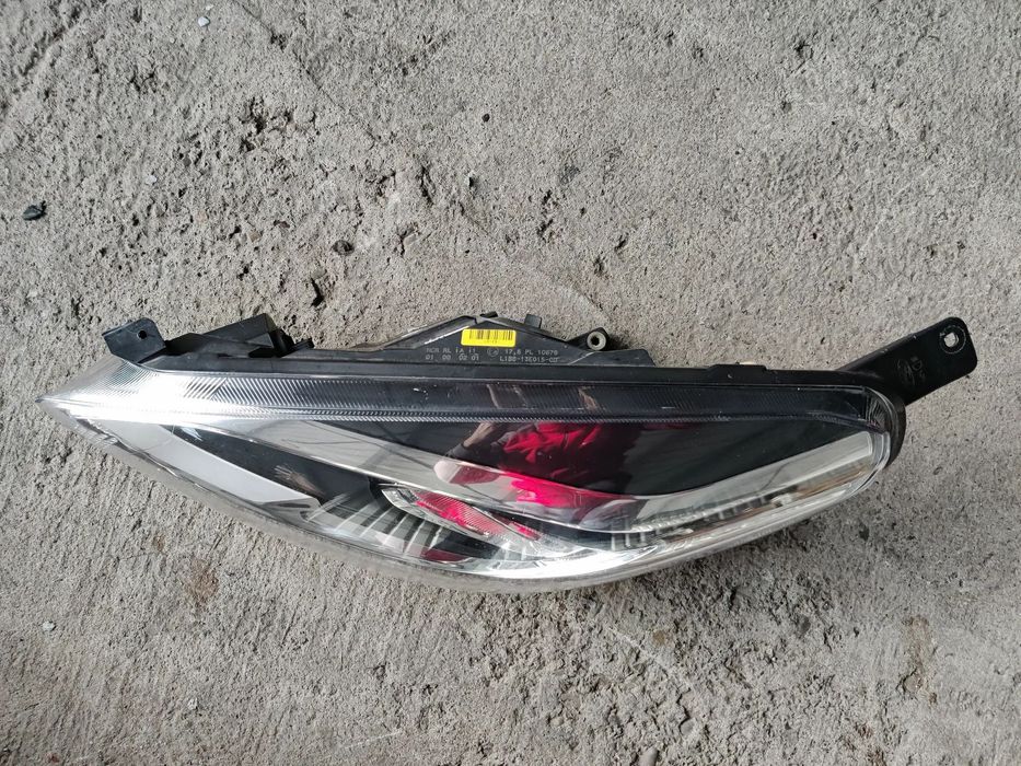 Far stanga LED cu Lupa si halogen Ford Fiesta MK8 2017-2025 | L1BB-13E015-CD