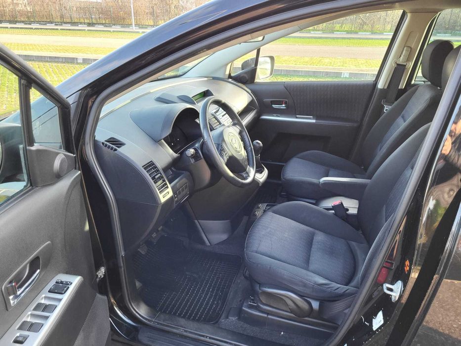 *PROPRIETAR in Austria*Mazda 5*an 2010*Benz*192.000 Km reali*7 Locuri*