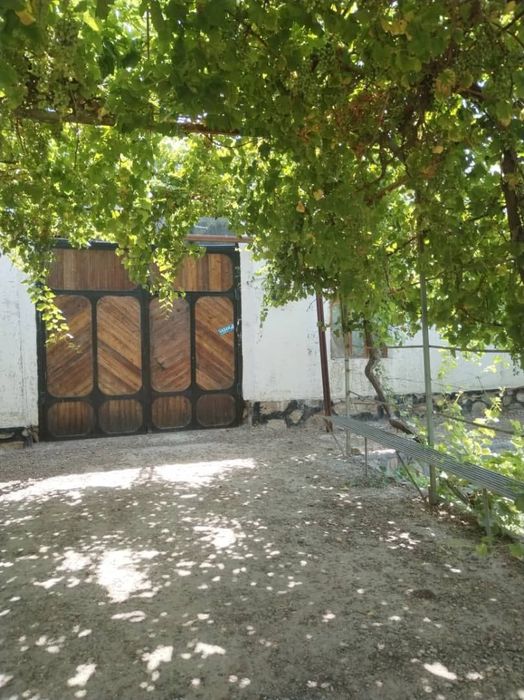 Uchatka sotiladi 12 sotix