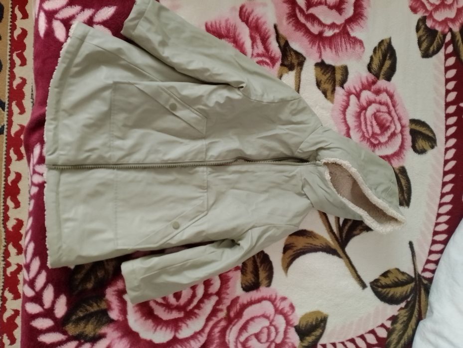 Продам куртку за 5000