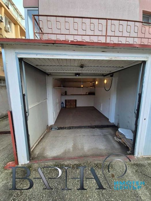 Дава се под наем Двустаен апартамент в Варна, Център - 60 кв.м за 398.82 € - Снимка #16