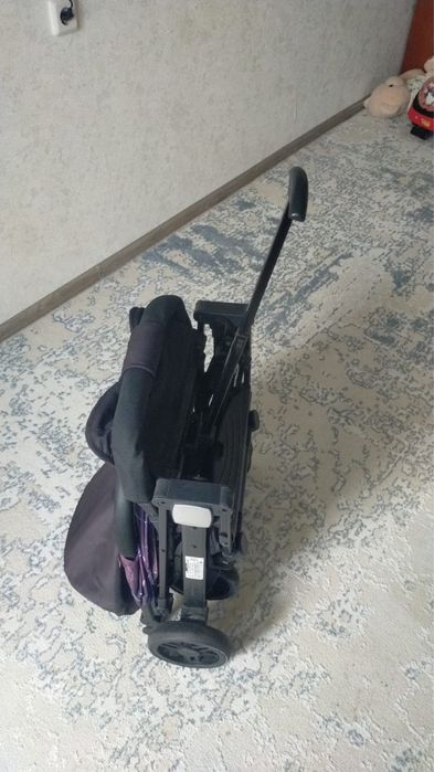 коляска б/у в хорошем состояние