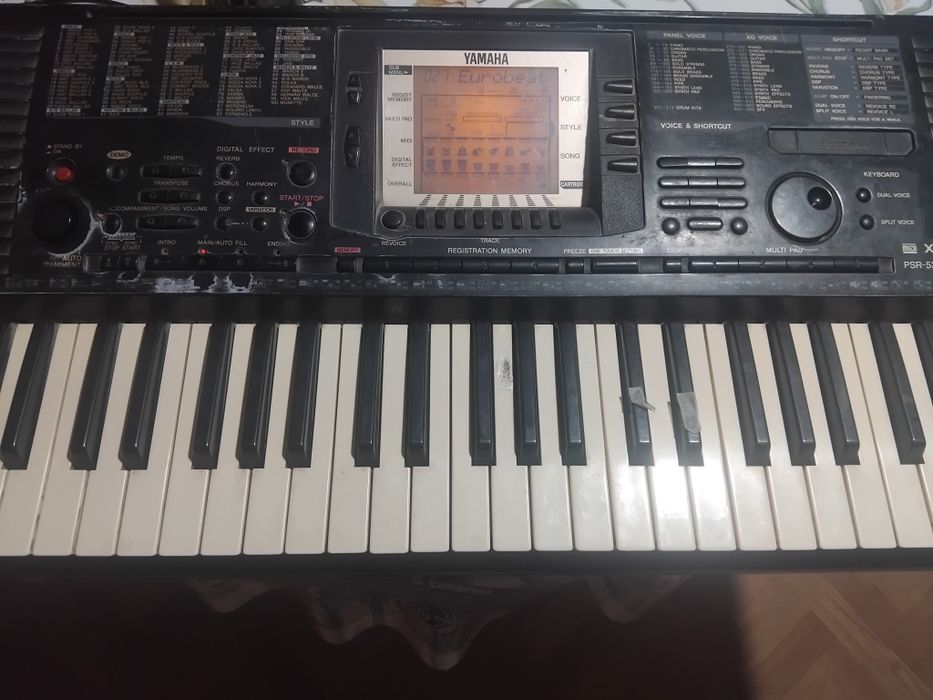 Синтезатор psr 530