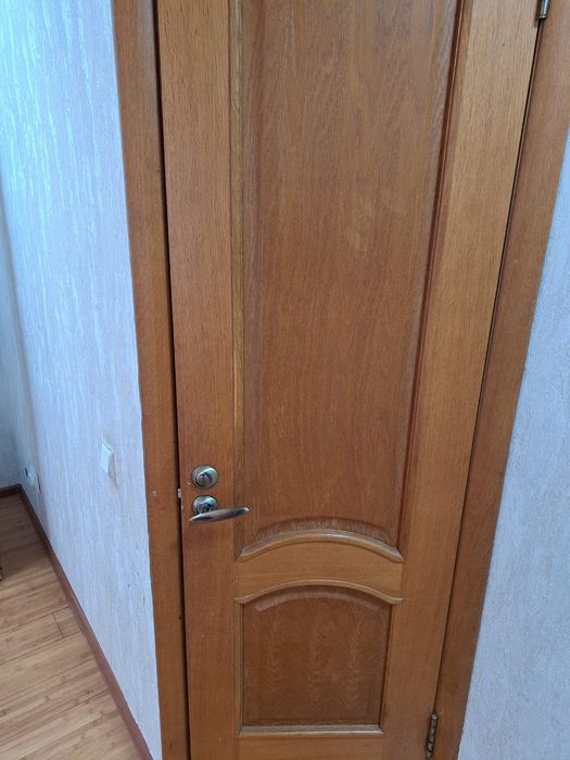 Продам межкомнатные двери