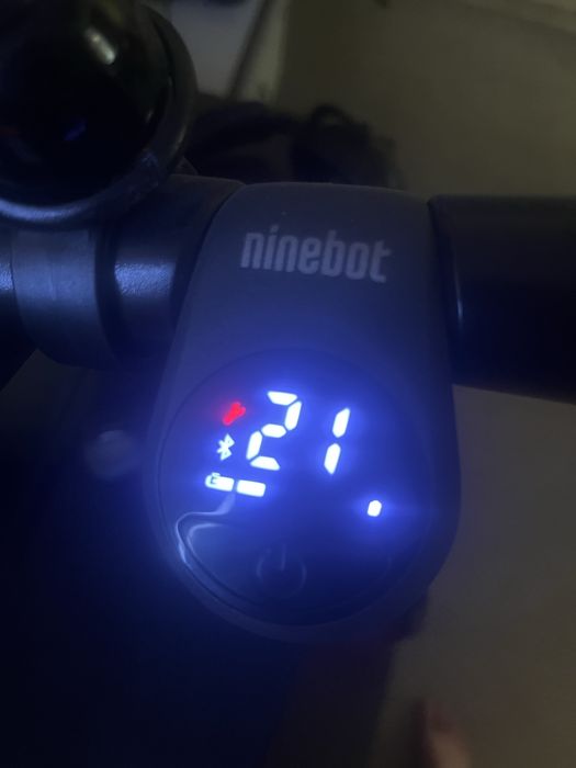 Электро самокат Ninebot KickScooter