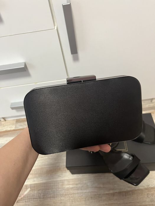 обувки 38 н и чанта клъч радичев