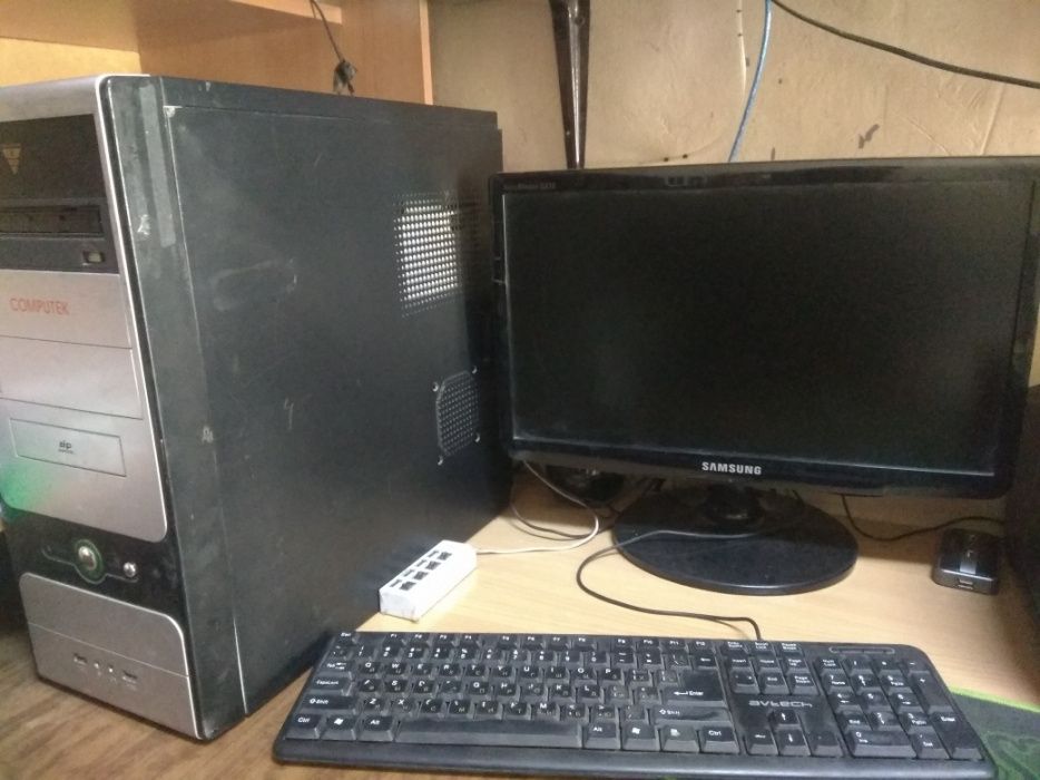 Монитор сотилади 19 лик samsung orginal