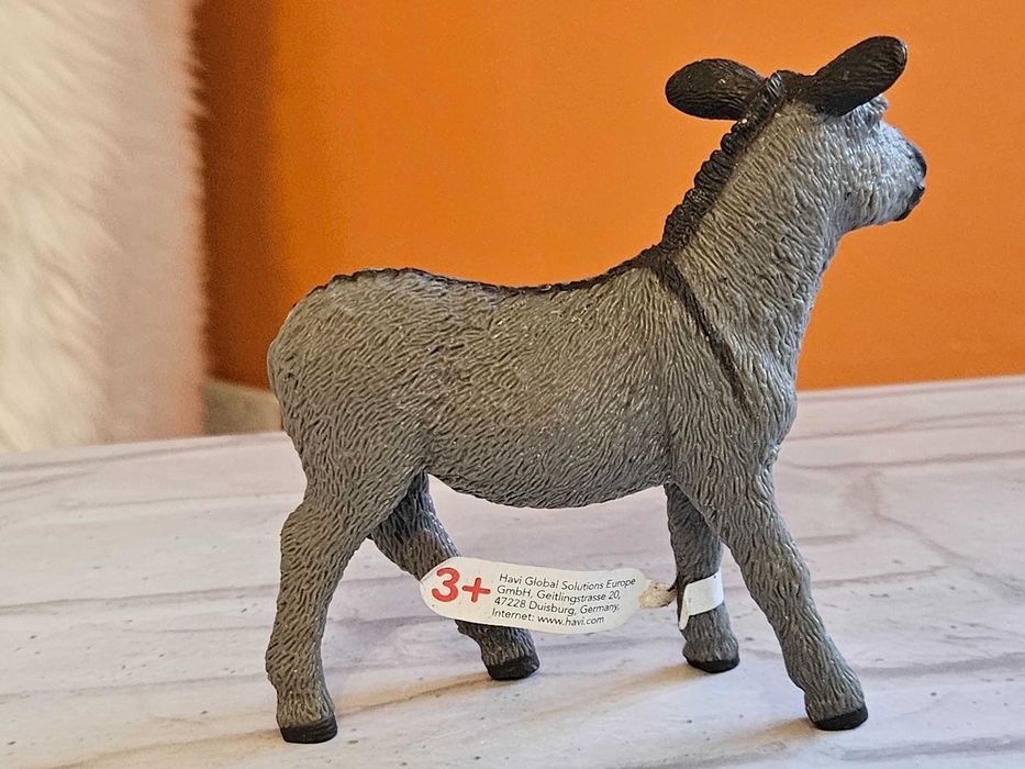 Figurina de colectie Schleich lumea fermei Magar Nou