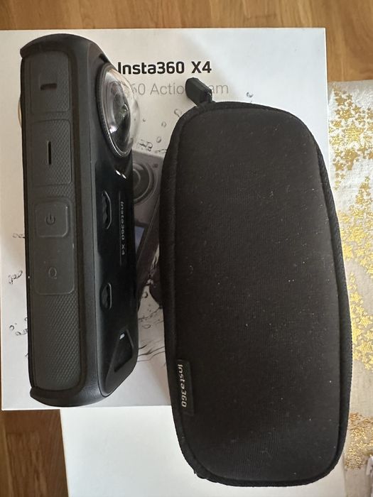 Vand camera Insta360 x 4