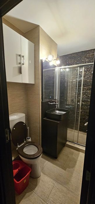 Inchiriez Garsoniera