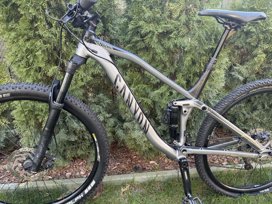 Планински велосипед Мекица CANYON NEURON  29цола. L.