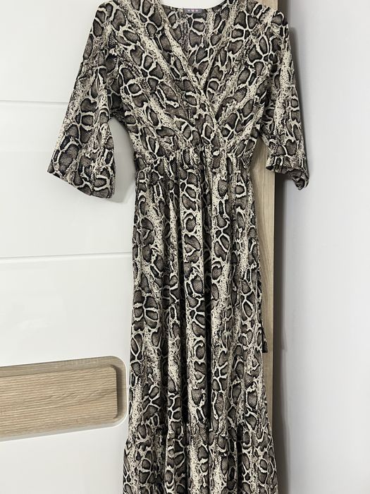 Rochie lunga , marime universala