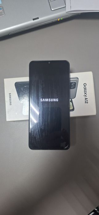 Продам телефон самсунг А12