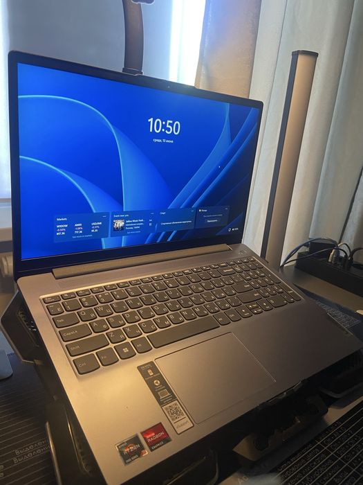 Lenovo IdeaPad Slim 3 15AMN8