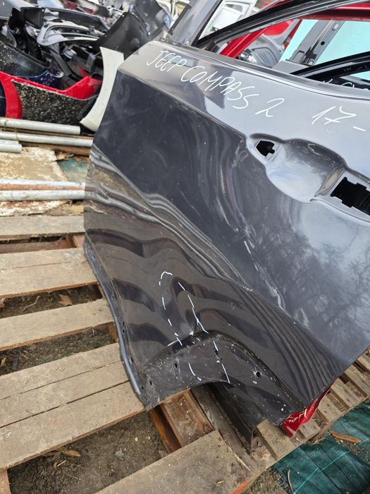 JEEP Compass 2 17- задна лява врата
