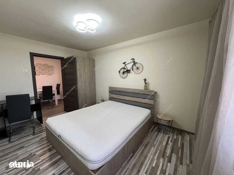 Închiriez apartament de lux, 3 camere, complexul studențesc Timișoara