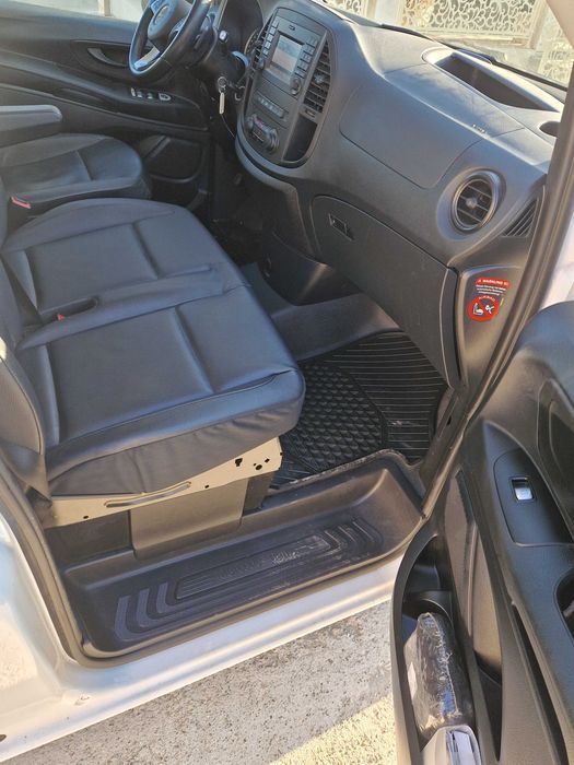 Vând Mercedes-Benz Vito 2020 automat