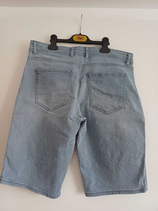 Джинсы, брюки, шорты, 31-32 размер