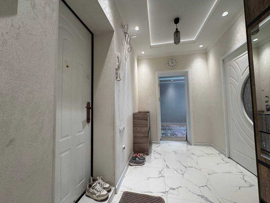 СРОЧНО Продам 2 комн квартира в Паркентский Ор-р Заправка Карвон!