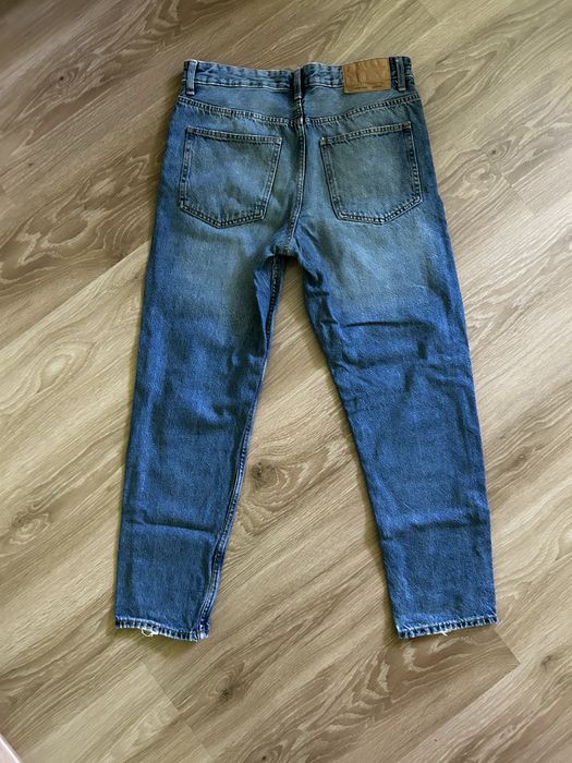 Тъмно сини дънки от Bershka