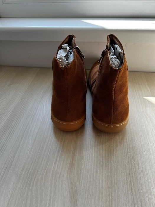 Продавам нови дамски кожени анатомични обувки SAGUY'S