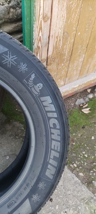215/65/17 Зимни Michelin Alpin 5