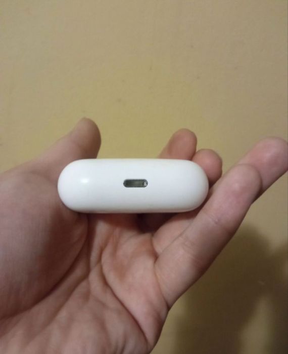 Наушник Apple AirPods Pro
