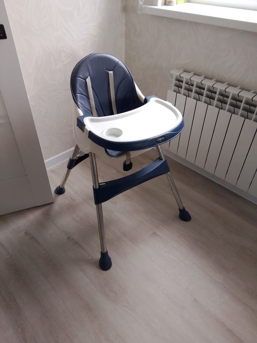 Продам детский стол