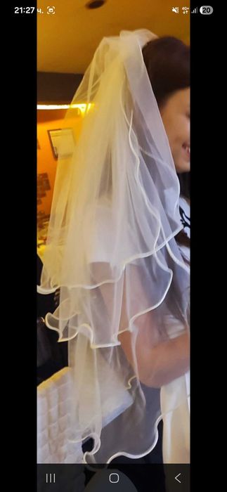 Булченска рокля - тюл и сатен с обръч