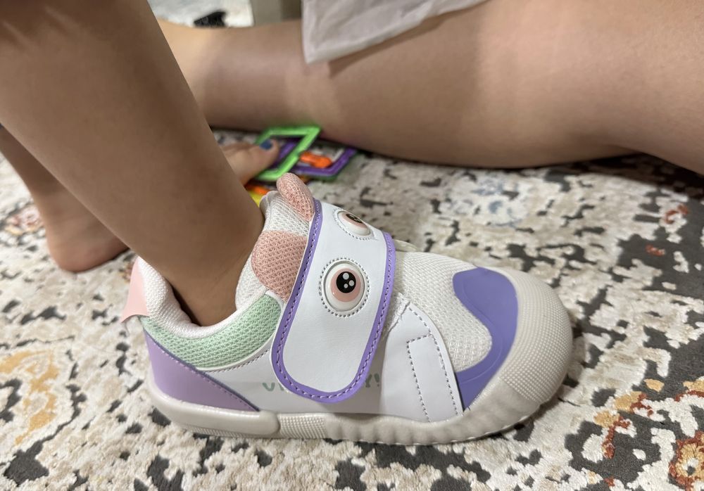 Кроссовки Vicco суперские