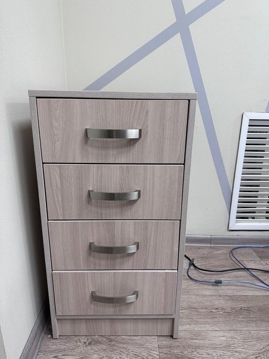 Продам офисную мебель