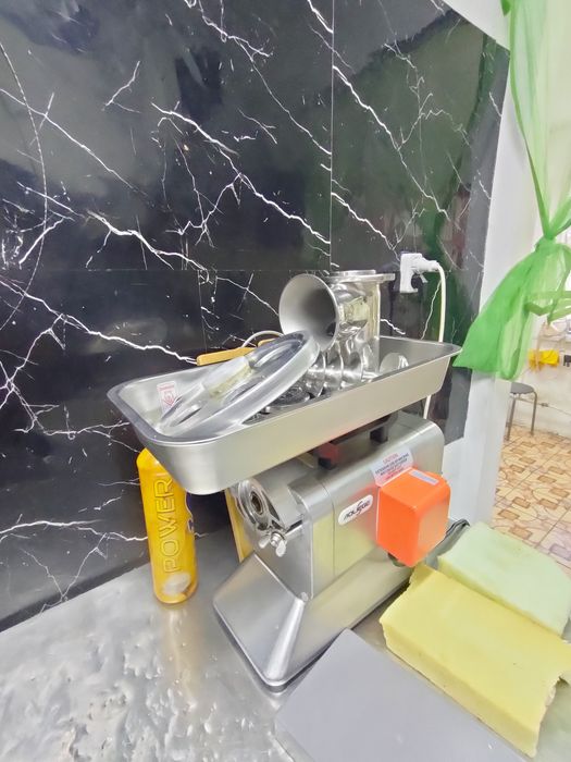 Продается действующий магазин.