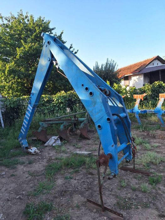 Vând utilaje agricole