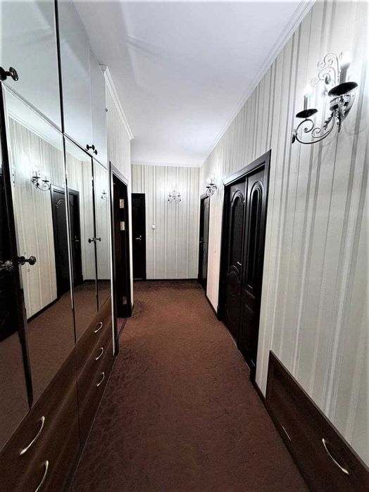 1 квартал Чиланзар   90м2  3/1/4 балкон 2х7