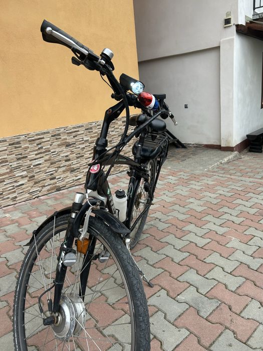 Bicicletă electrică Trekking – stare foarte bună, funcționează impecabil