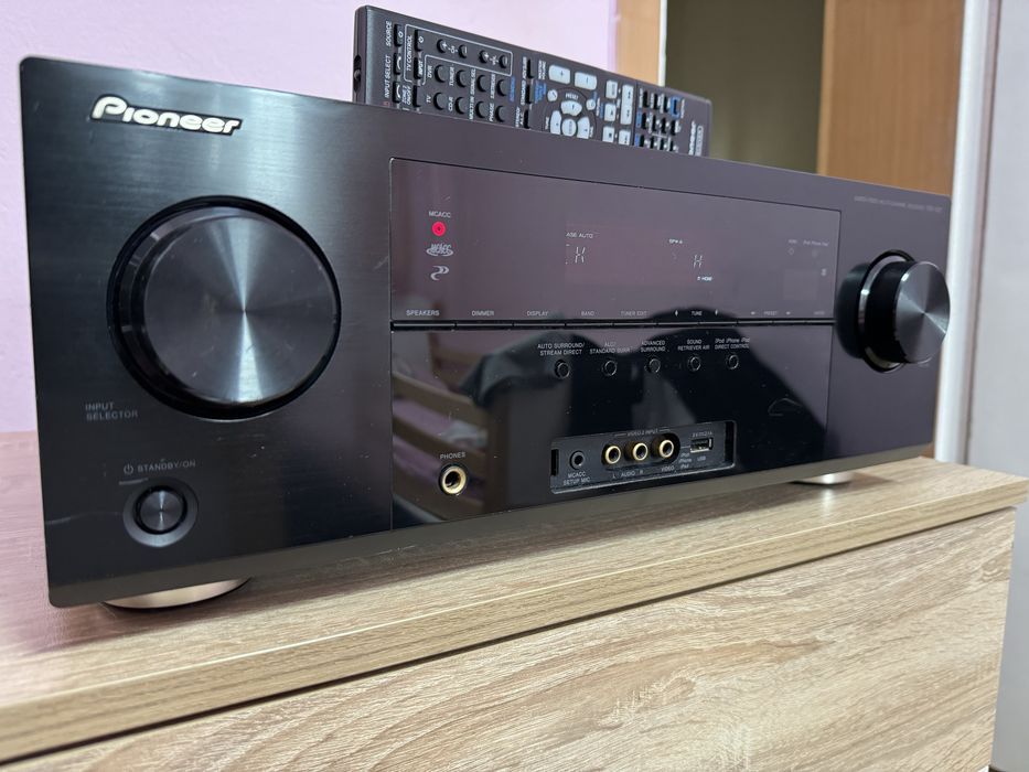 Pioneer VSX-821 resiver