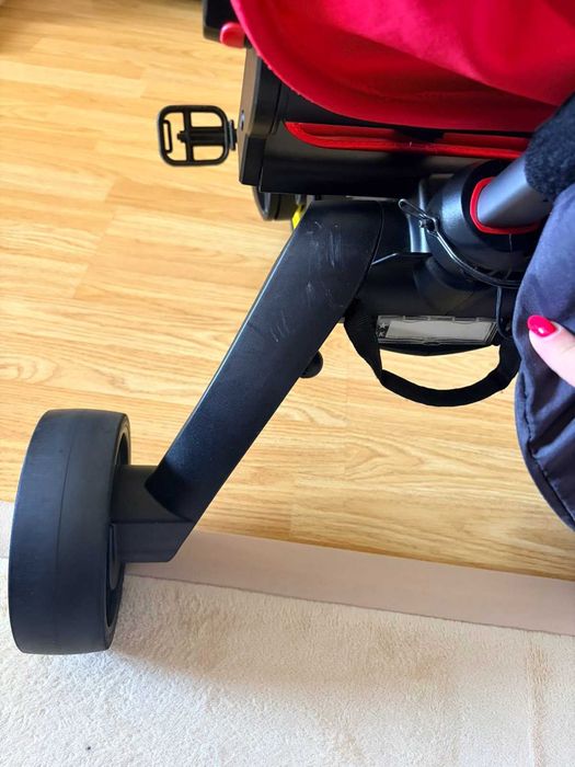 Сгъваема триколка Doona Liki S5 червена