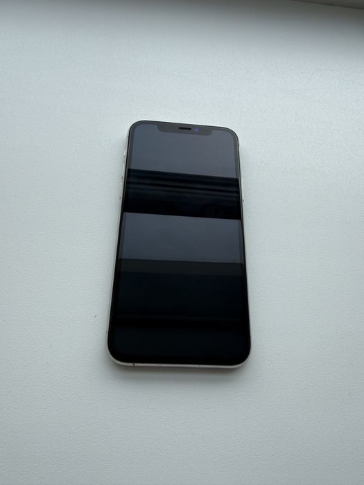 Продам Iphone 11 pro 256 гигов белый