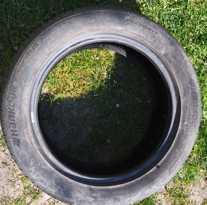 Vând anvelope de vara hankook 235 /50 R17