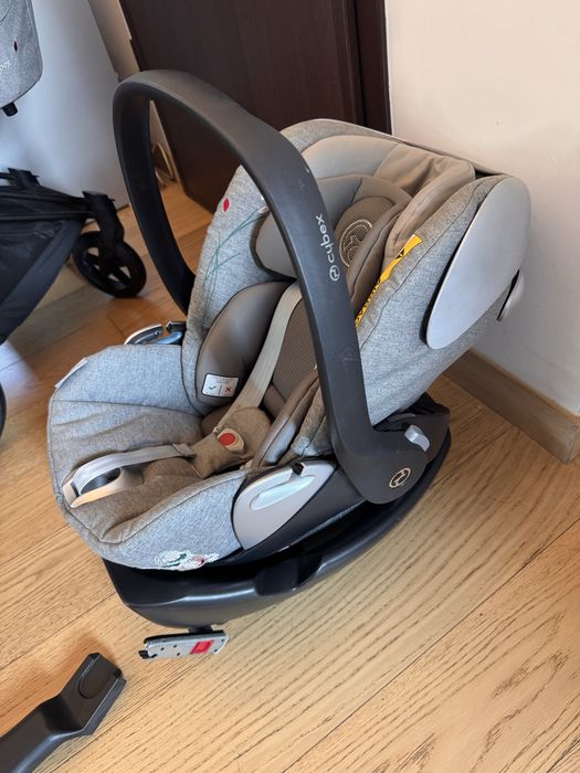 CYBEX PRIAM KOI Limited Edition – пълен комплект + ISOFIX база + оригинални аксесоари