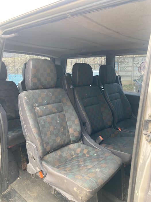Schimb Mercedes vito 9 locuri
