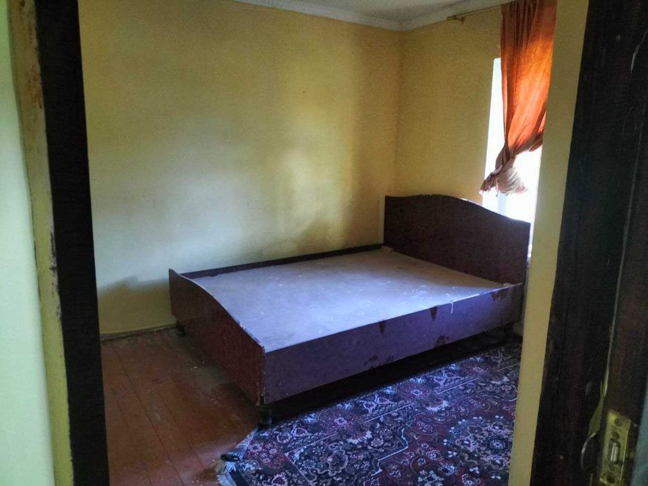 Ikki kishilik karovat sotiladi