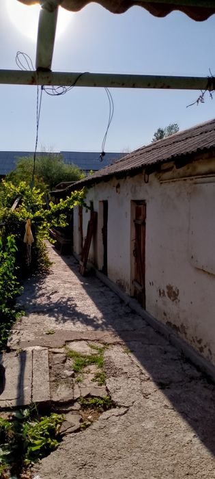 Продается дом нурафшон центре города возле макро