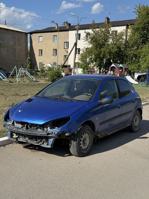Пежо 206 на запчасти