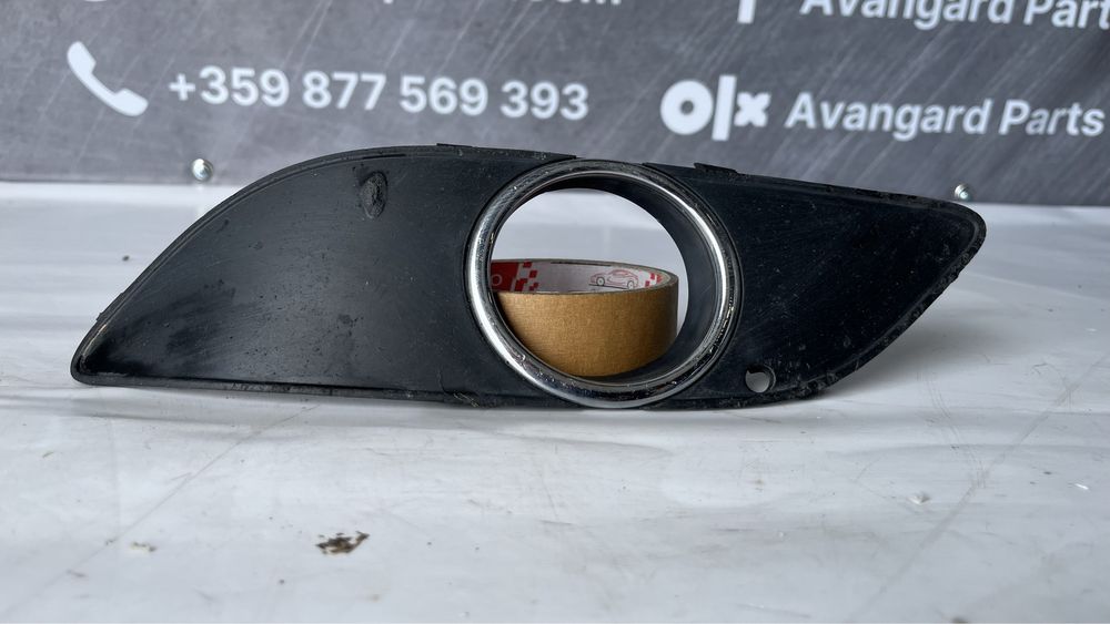 Рамка за халоген Mercedes B170