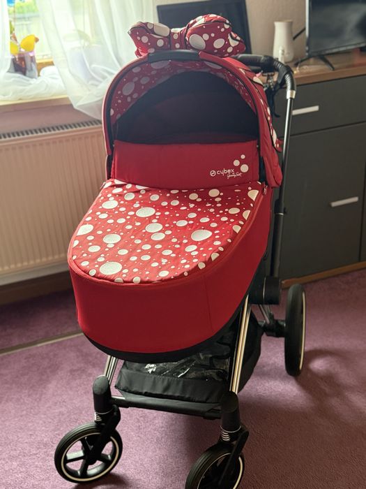 Cybex Priam Lux Jeremy Scott Red Dark Кош за новородено